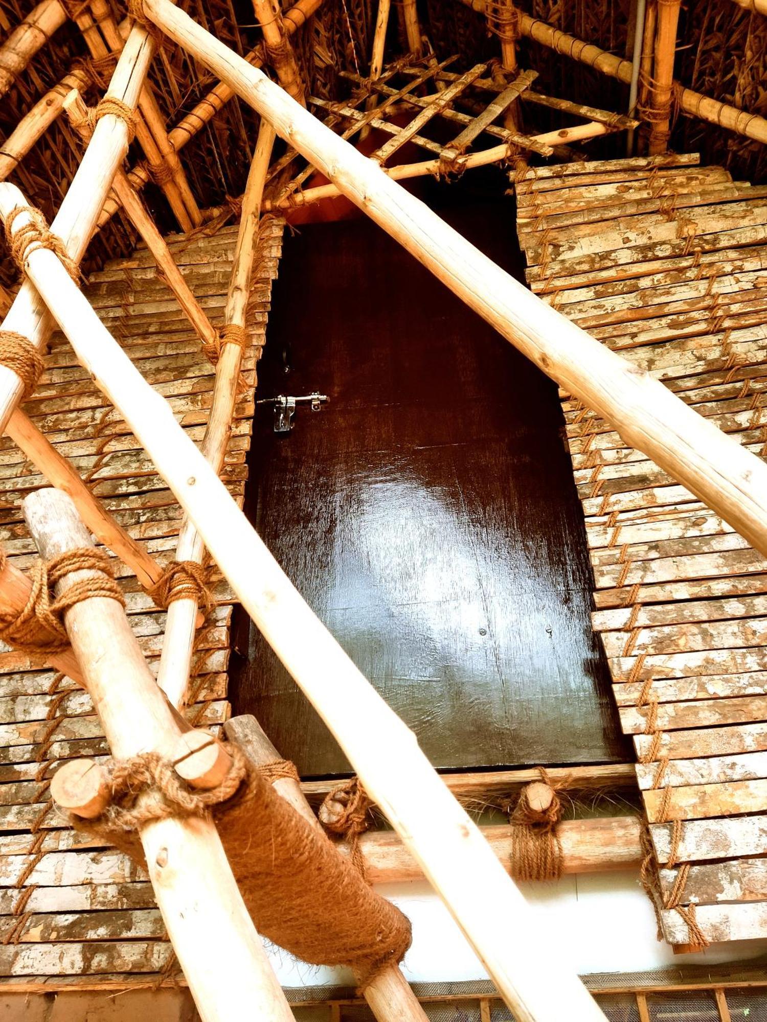Boomerang Community Auroville Exteriör bild
