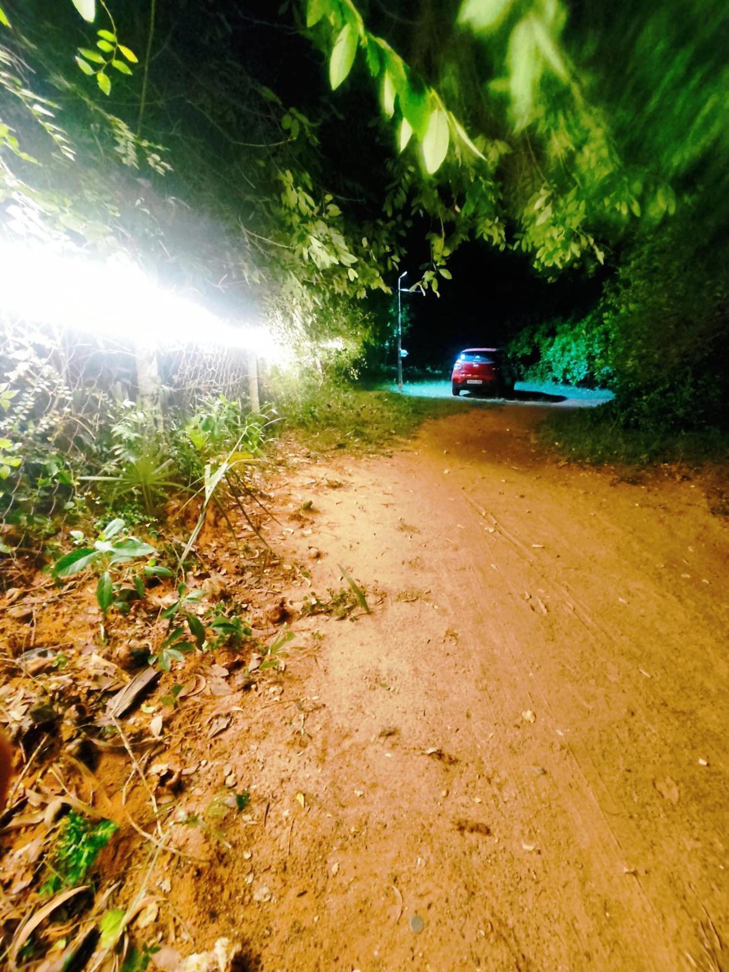 Boomerang Community Auroville Exteriör bild