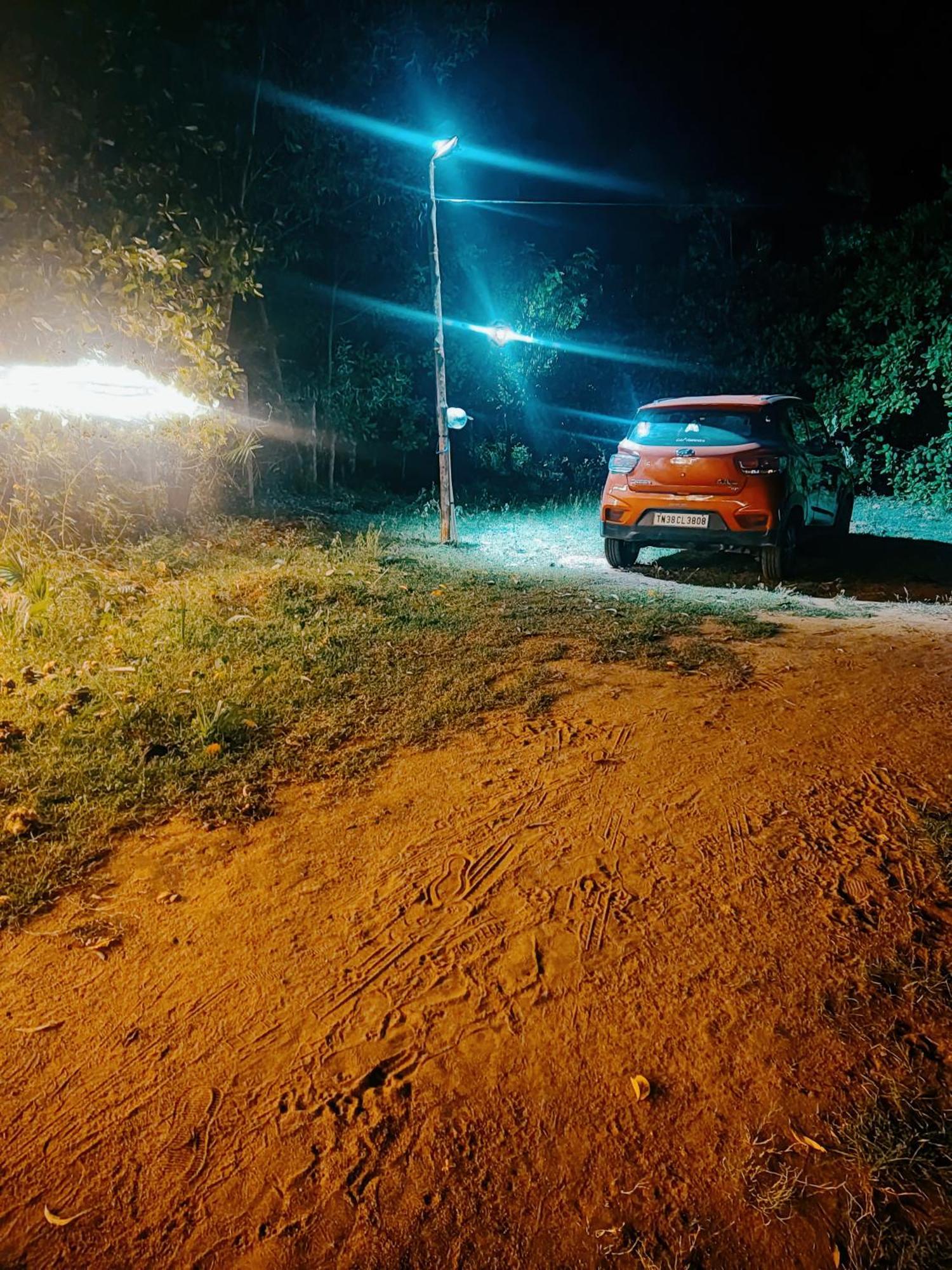 Boomerang Community Auroville Exteriör bild